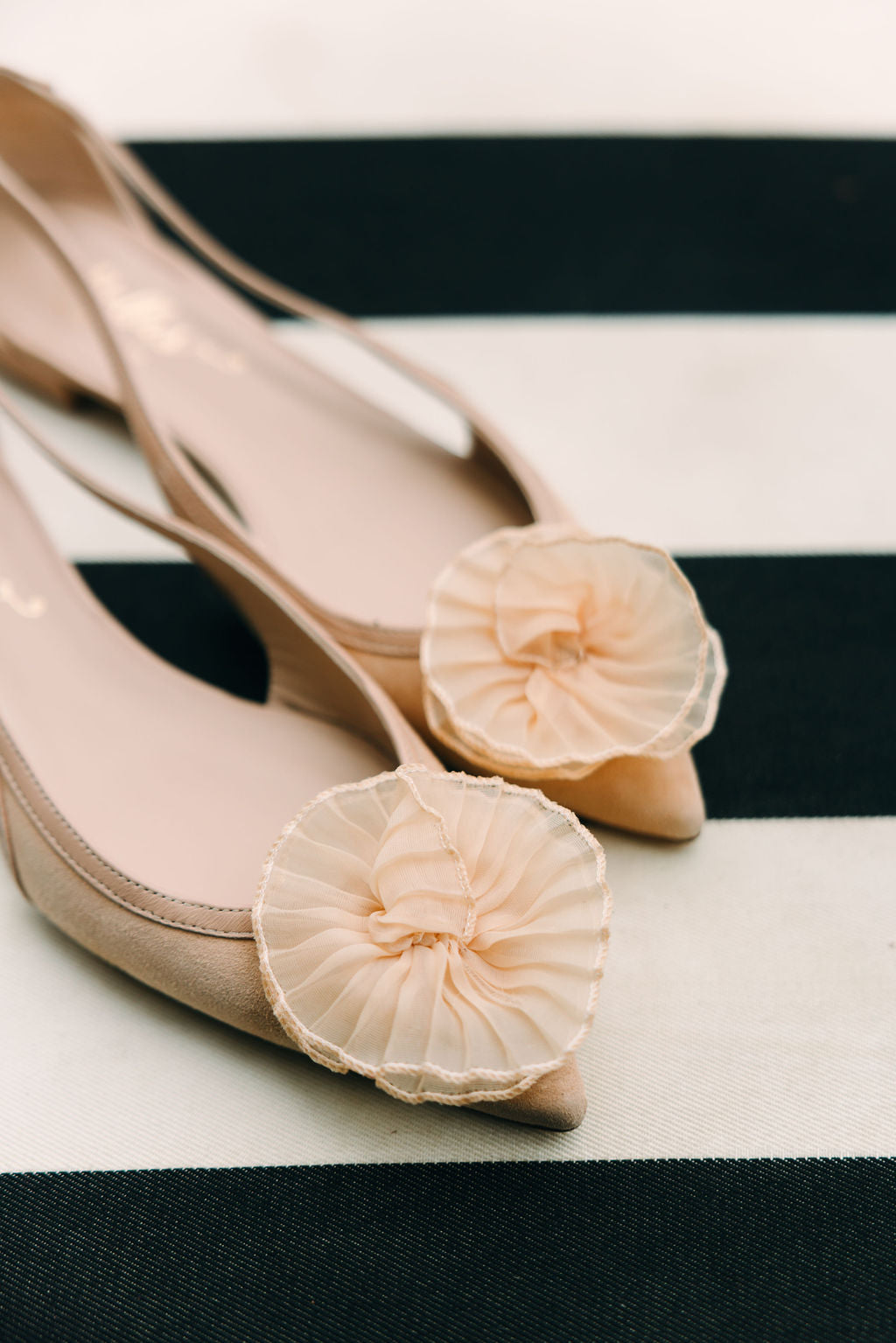 Cam. Cookie Slingback