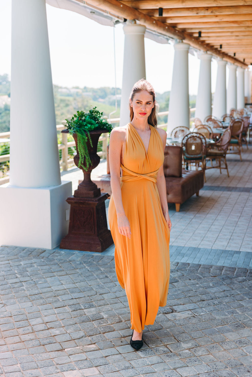 Nero Mesh Dot Pointy