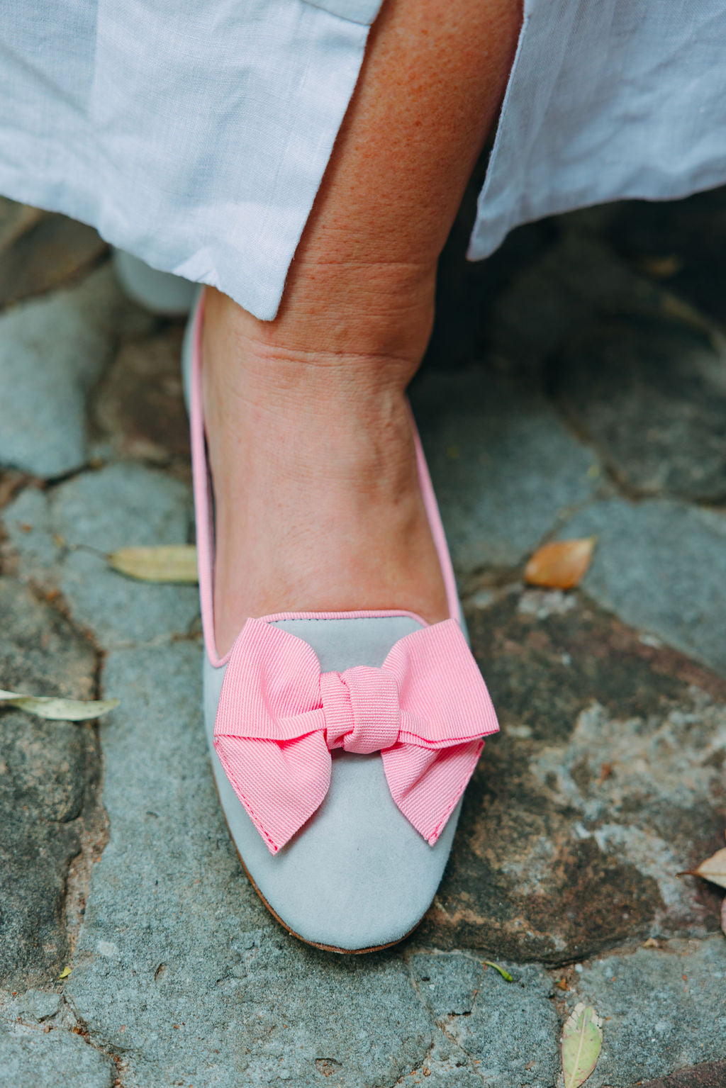 Grey-Rosa Schleifenloafer