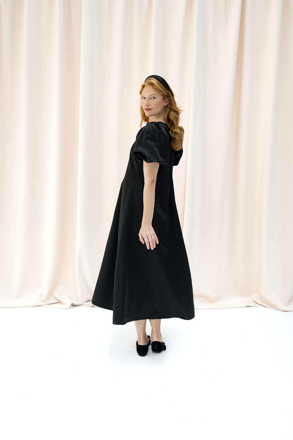 Nero-Nero Samt Schleifenloafer Pointy