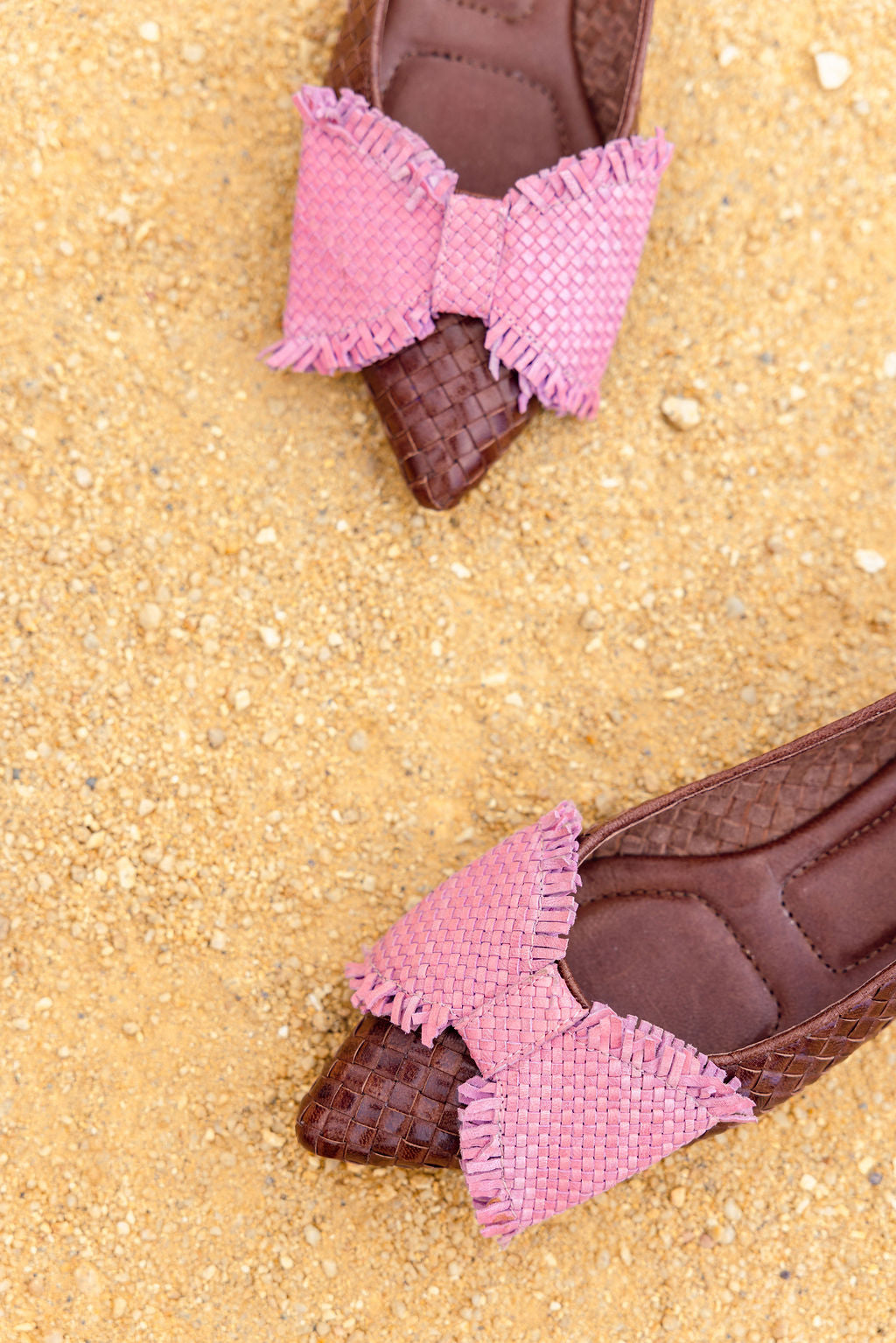 Brown-Pink Woven Schleifenloafer Pointy