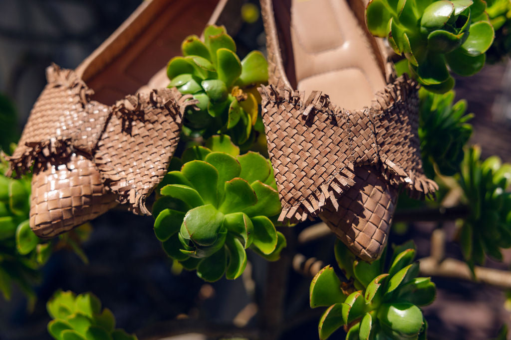 Nude Woven Schleifenloafer Pointy