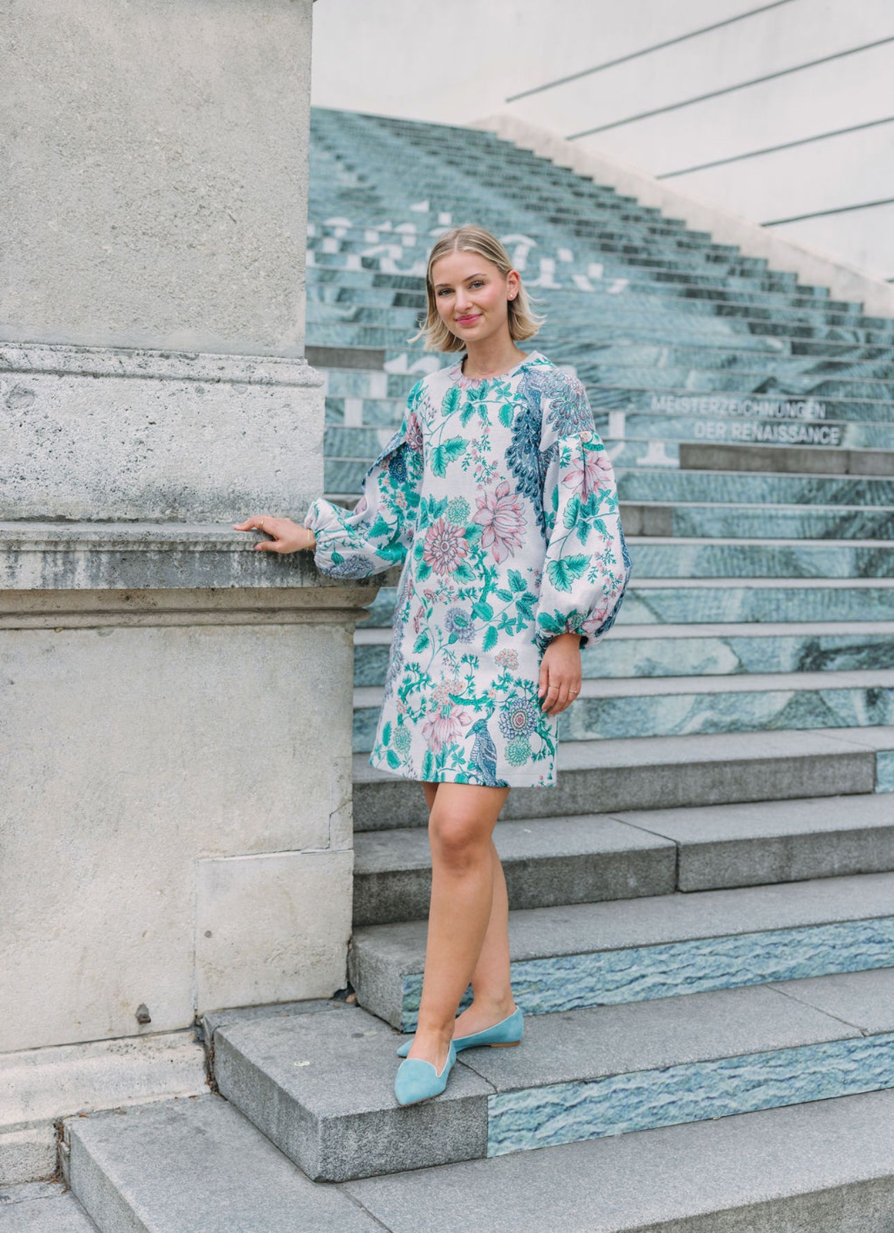 Ice Blu-Sea Foam Pointy