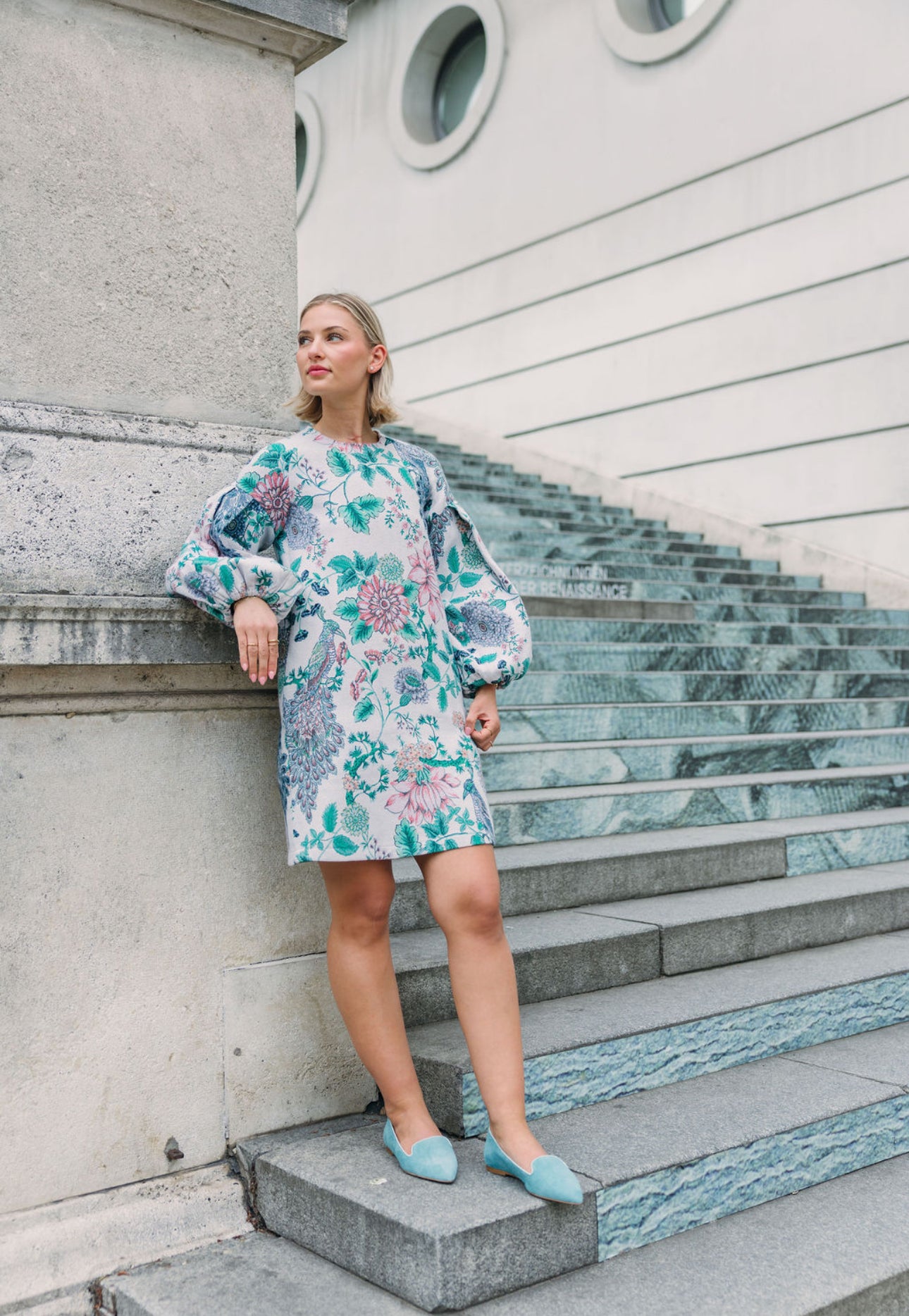 Ice Blu-Sea Foam Pointy