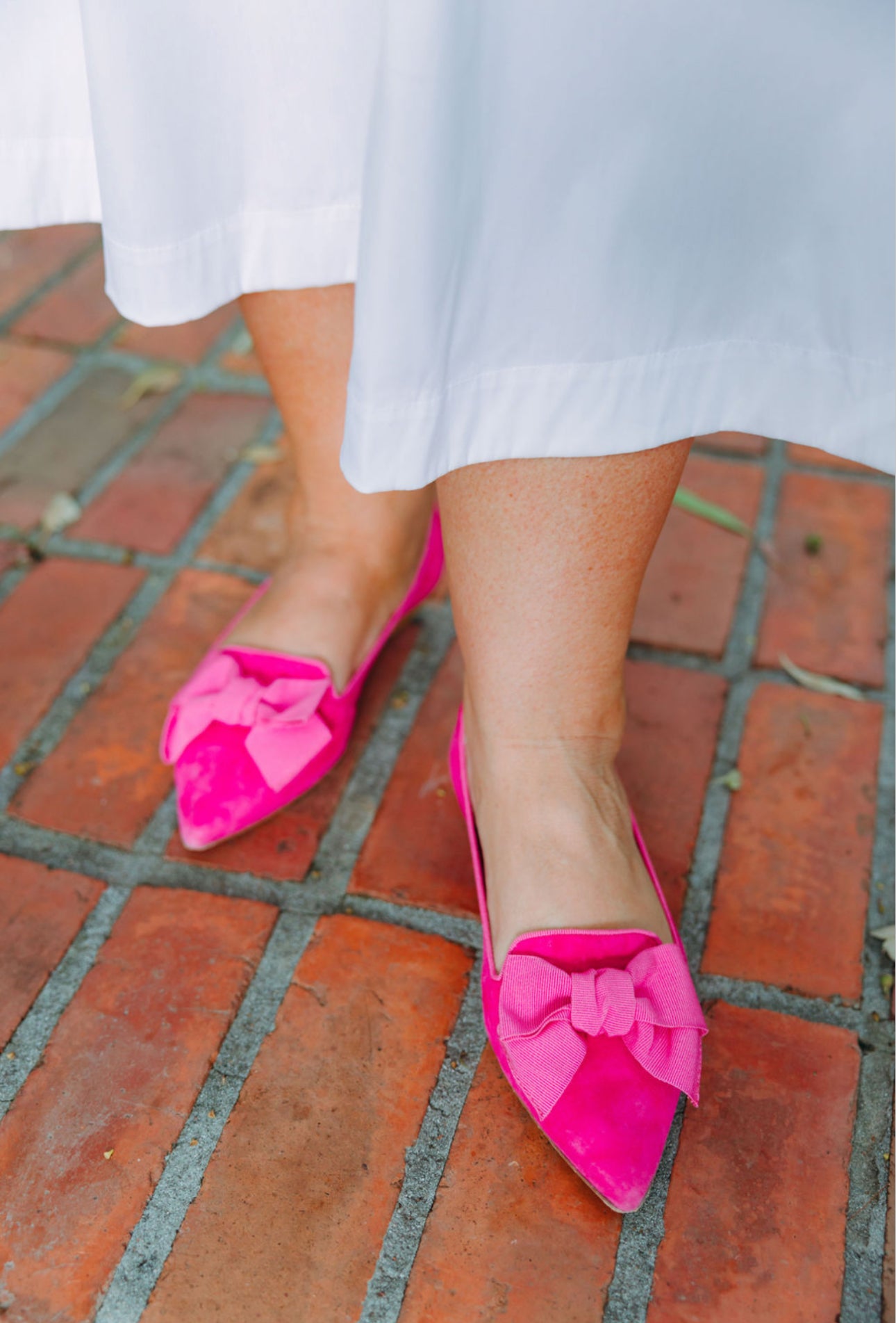 Hot pink shocking bow loafer Pointy
