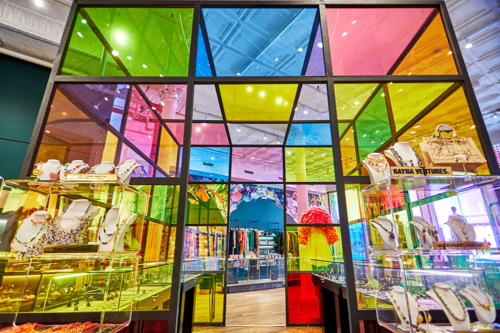 Bellas erobert NewYork & Paris