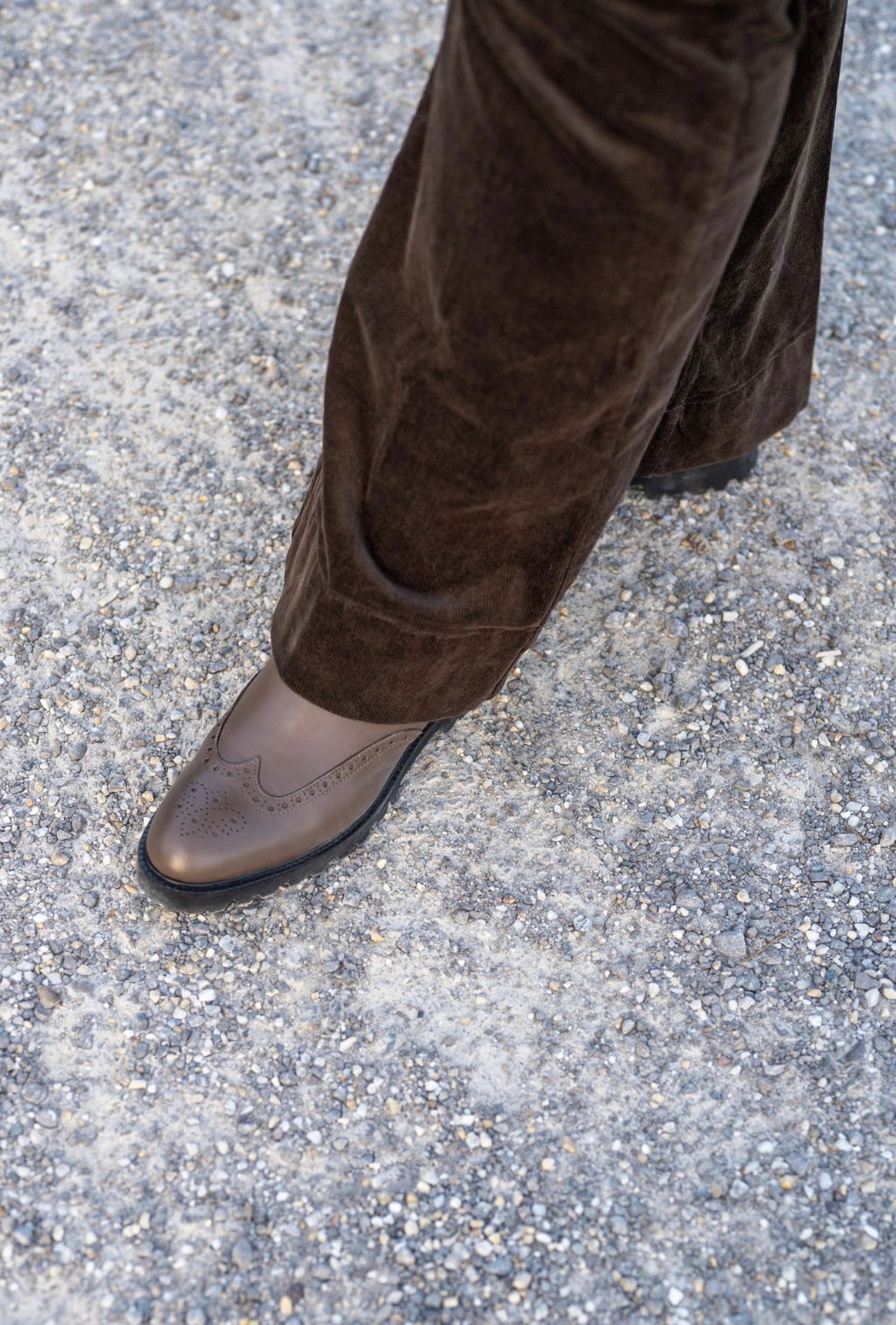 Taupe Budapester Stiefelette gefüttert