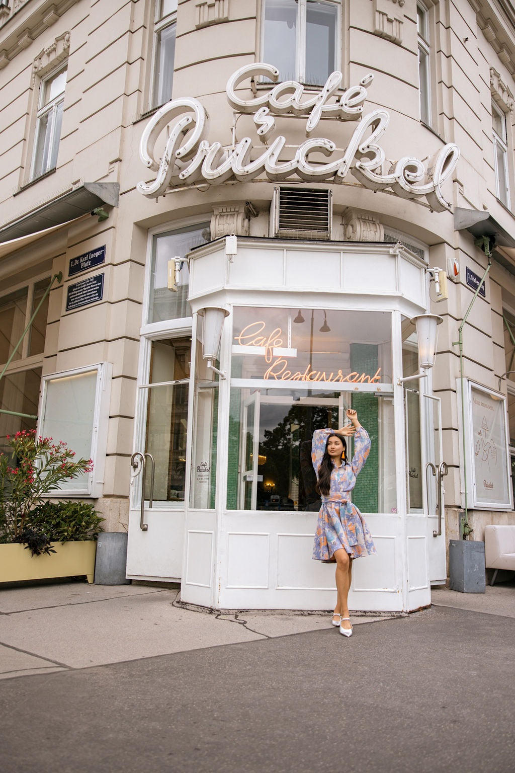 Berg Wash Argento Bow Mules