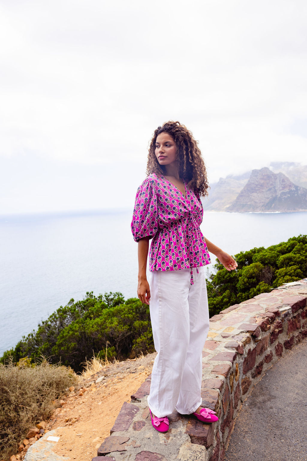 Hot Pink-Shocking Schleifenloafer