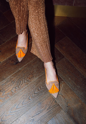 Acero - Orange Pointy (Lange Tassel)